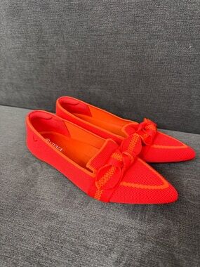 VIVAIA Michelle 2.0 Pointed Toe Bow Flats 37 Citrus Orange Vibrant Bright Fun